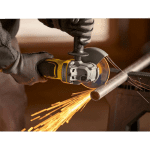 Polizor unghiular fara acumulatori Stanley SFMCG700B