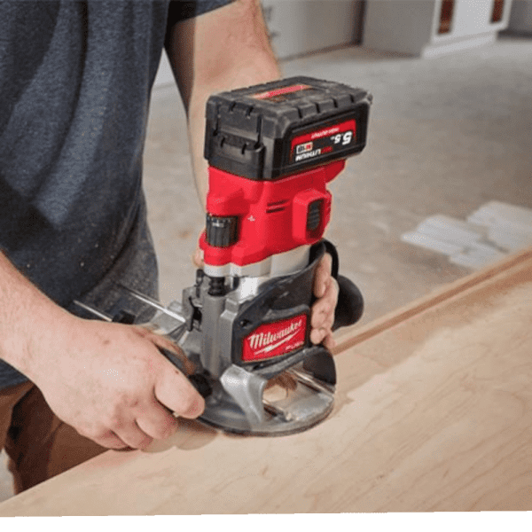 Masina de frezat fara acumulatori Milwaukee M18 FR12-0X