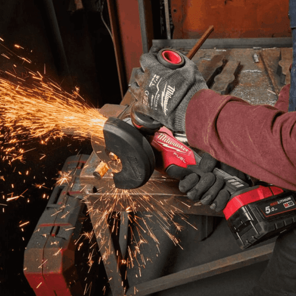 Polizor unghiular cu un acumulator Milwaukee M18 FSAG125X-501BRF